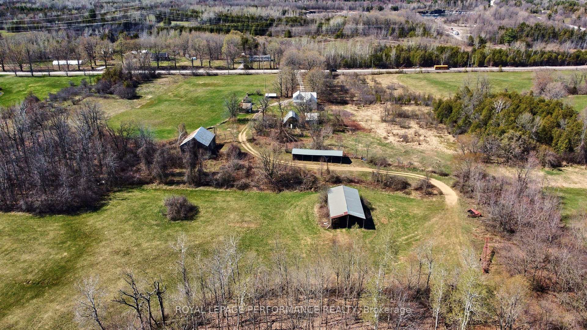 2421 Buckwheat Road W, Edwardsburgh/Cardinal, ON, exterior