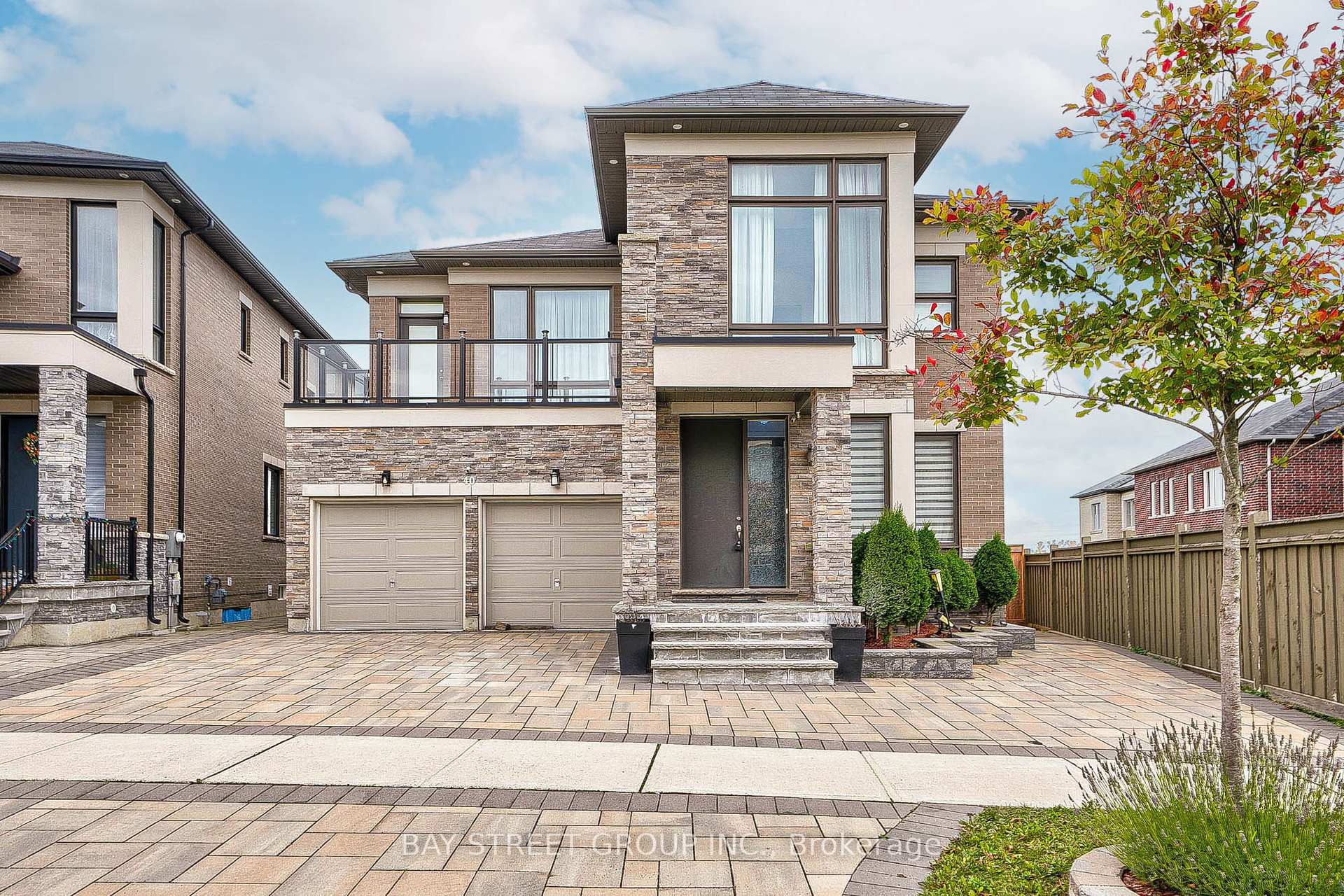 40 Conklin Crescent, Aurora, ON, exterior