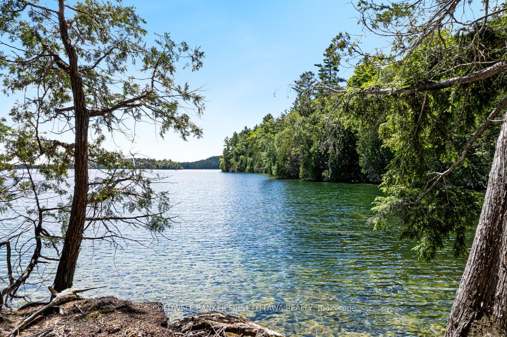 000 Palmerston Lake N/A, Frontenac, ON, exterior