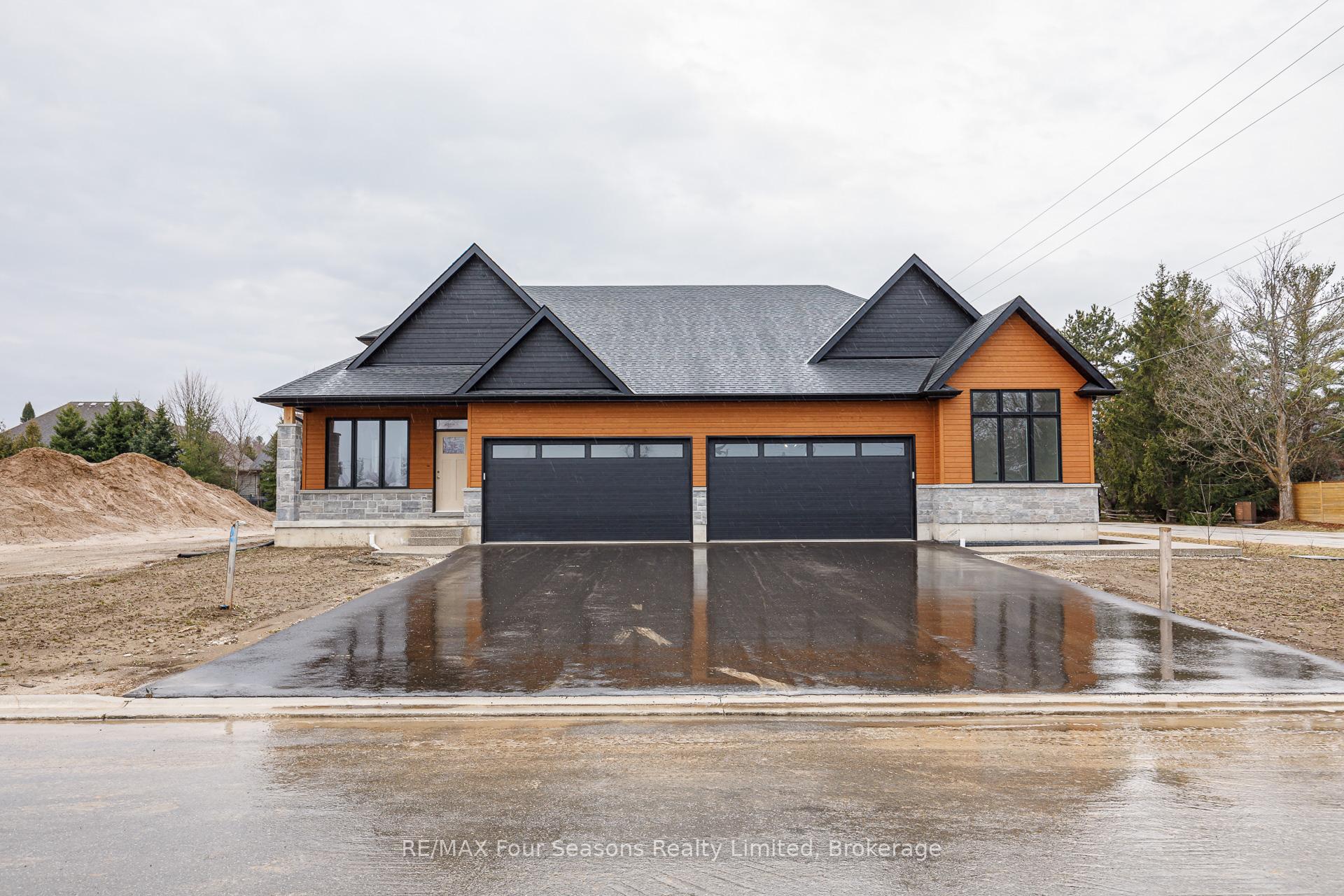 1 Boynton Court, Blue Mountains, ON, exterior