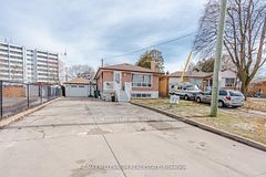 13 Cumberland Drive, Brampton, ON, exterior