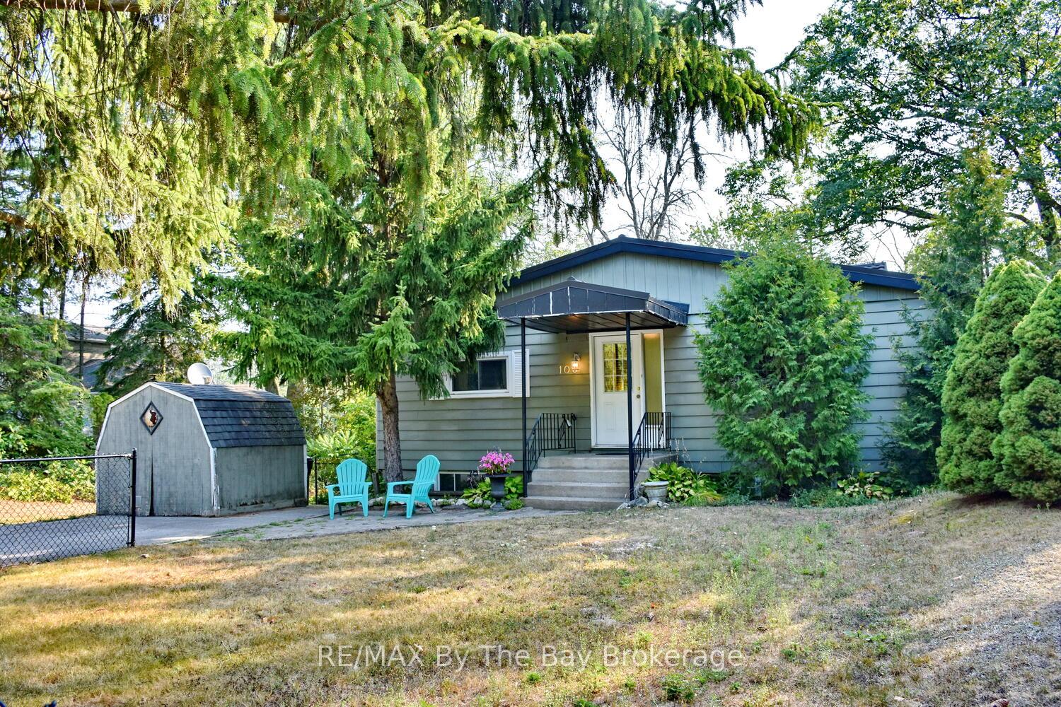 103 Sunnidale Road S, Wasaga Beach, ON, exterior