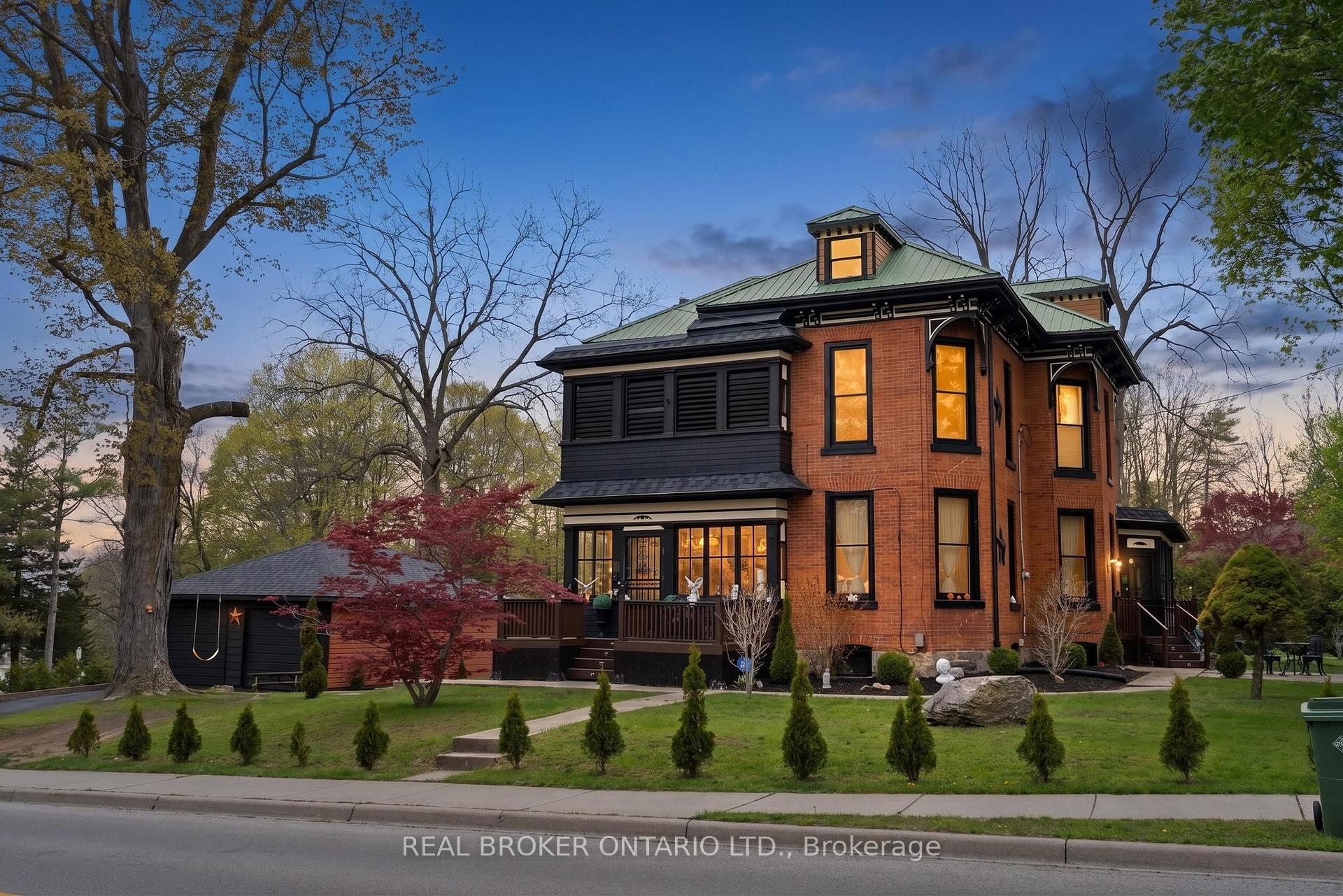 259 Western Avenue, Norfolk, ON, exterior