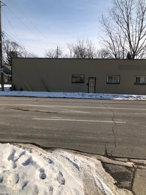 79 Forhan Street, Chatham-Kent, ON, exterior