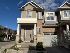 11 White Star Lane, Grimsby, ON, exterior
