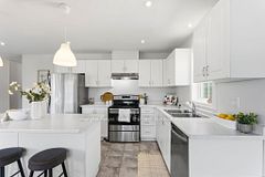81 Douglas Drive, Bracebridge, ON, exterior