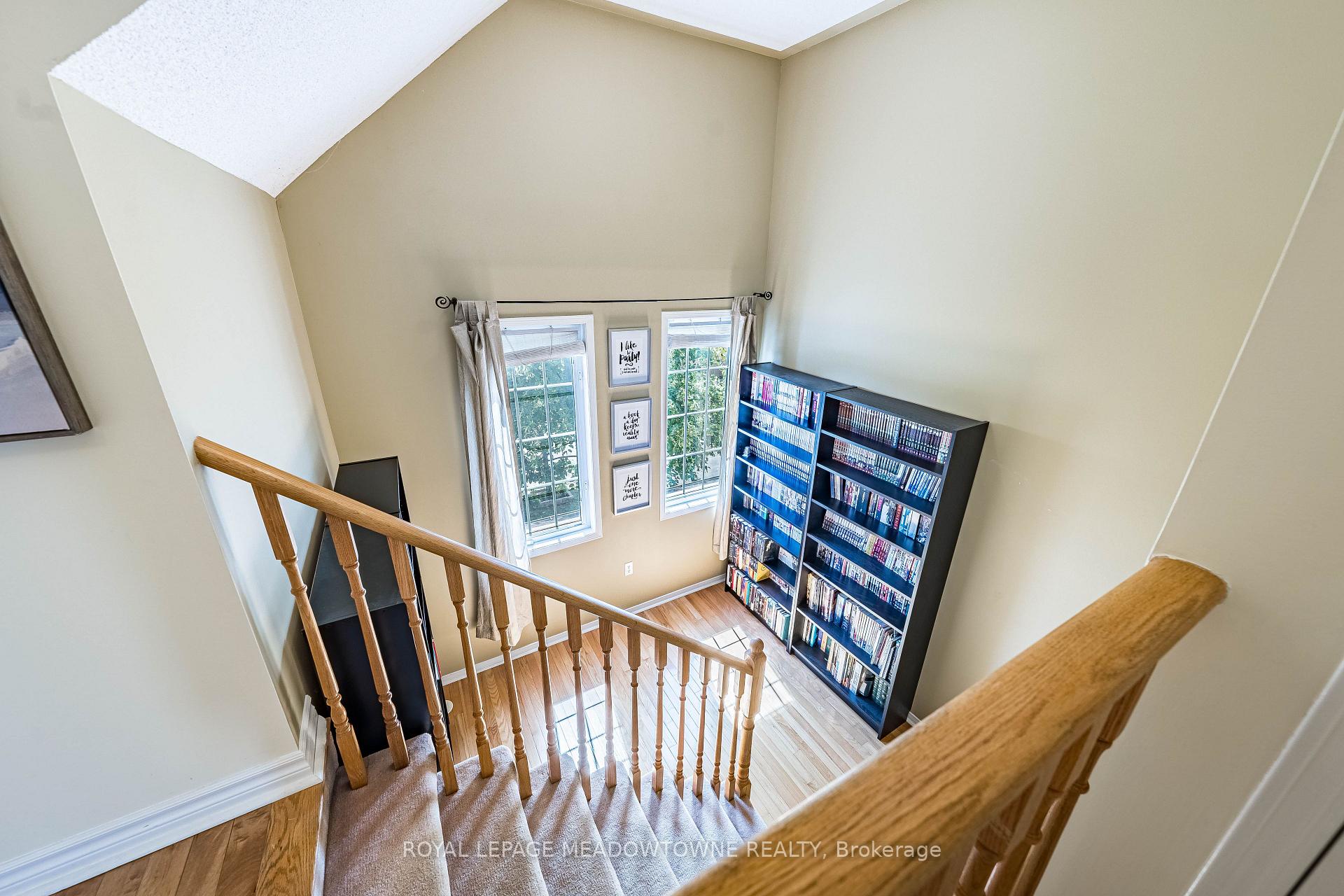 6577 Jazzy Mews, Mississauga, ON, exterior