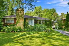 102 Masterson Drive, St. Catharines, ON, exterior
