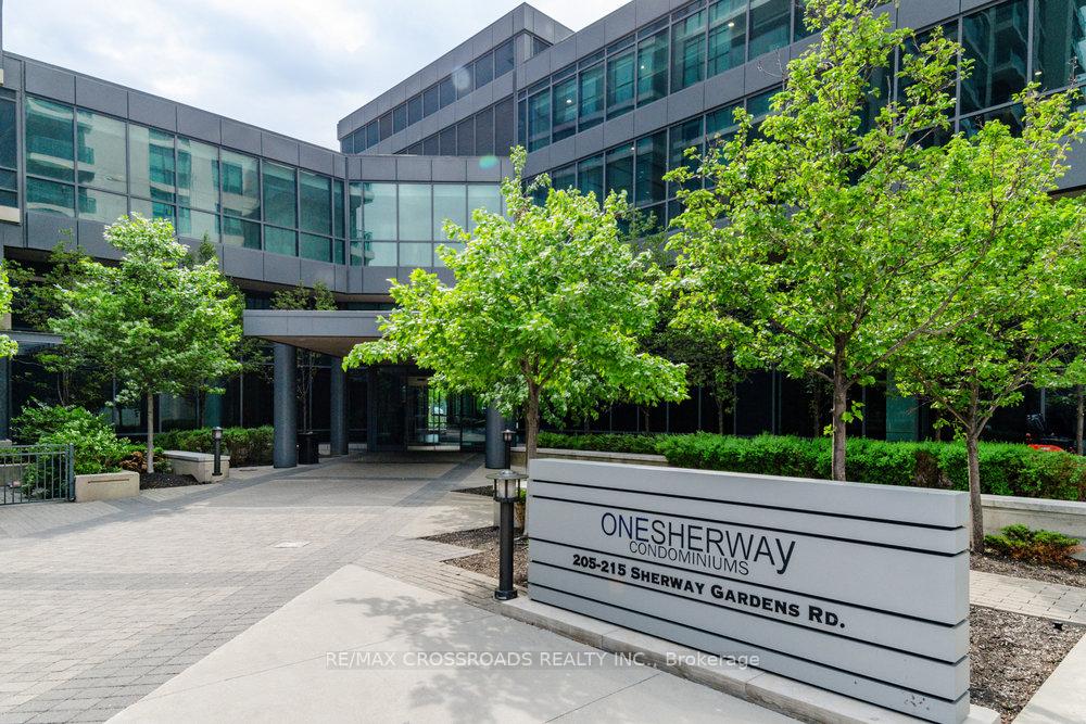 604 - 215 Sherway Gardens Road, Toronto W08, ON, exterior