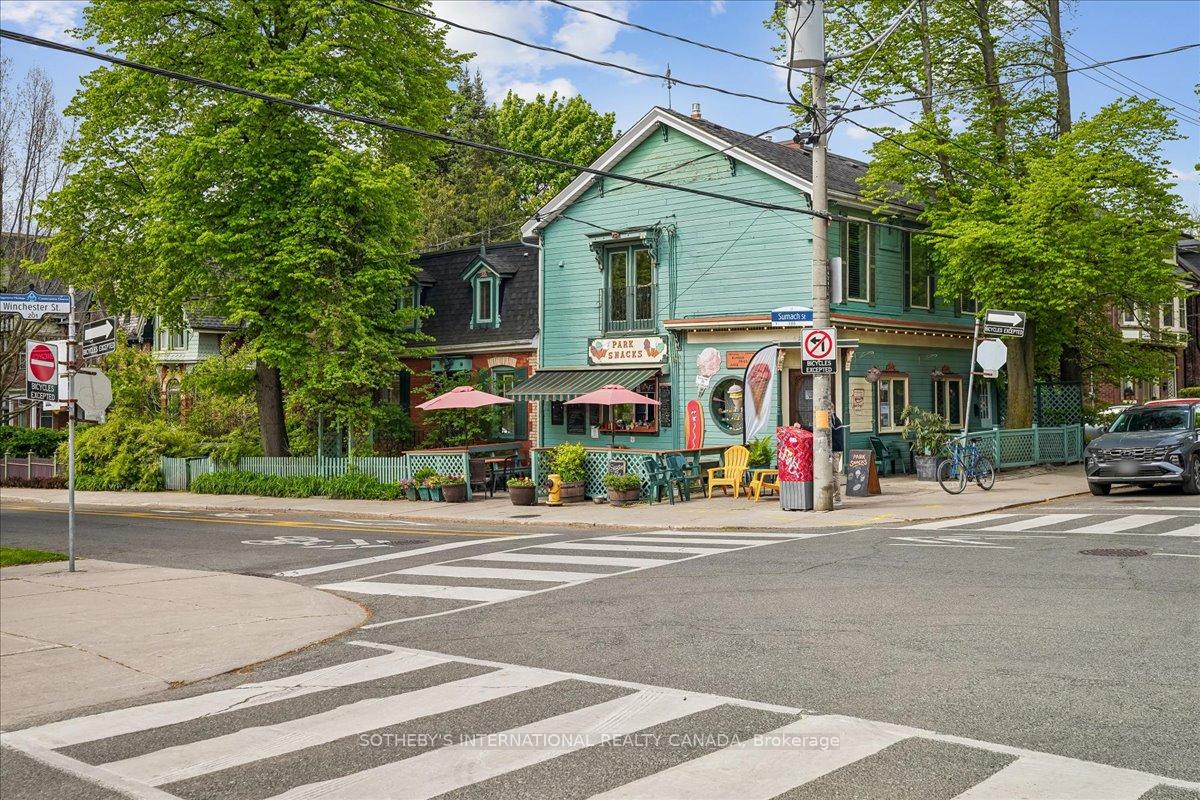 161 Winchester Street, Toronto C08, ON, exterior