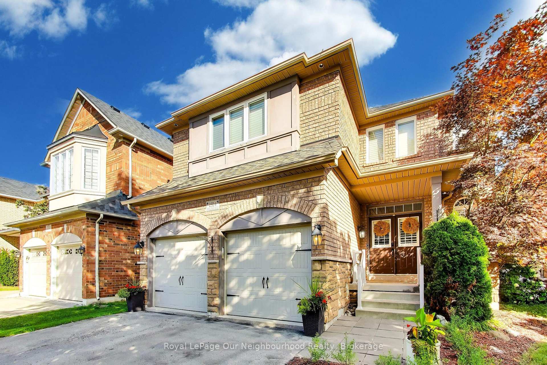2324 Woodcrest Drive, Oakville, ON, exterior