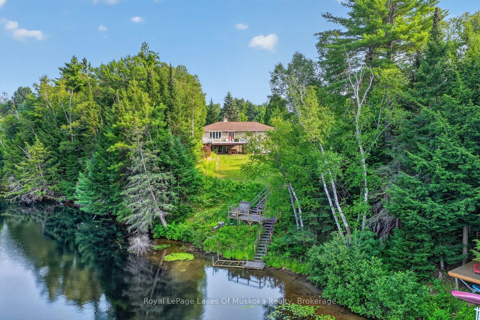44 Shellwood Shores Avenue, Huntsville, ON, exterior