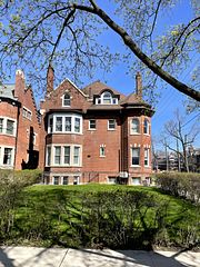 4 - 26 Elm Avenue, Toronto C09, ON, exterior