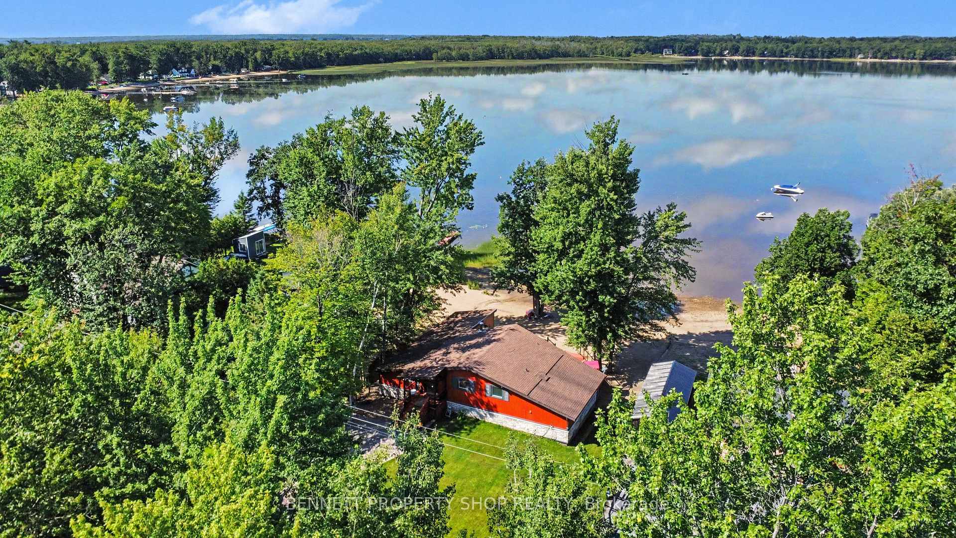 4240 Armitage Avenue, Constance Bay - Dunrobin - Kilmaurs - Woodlawn, ON, exterior