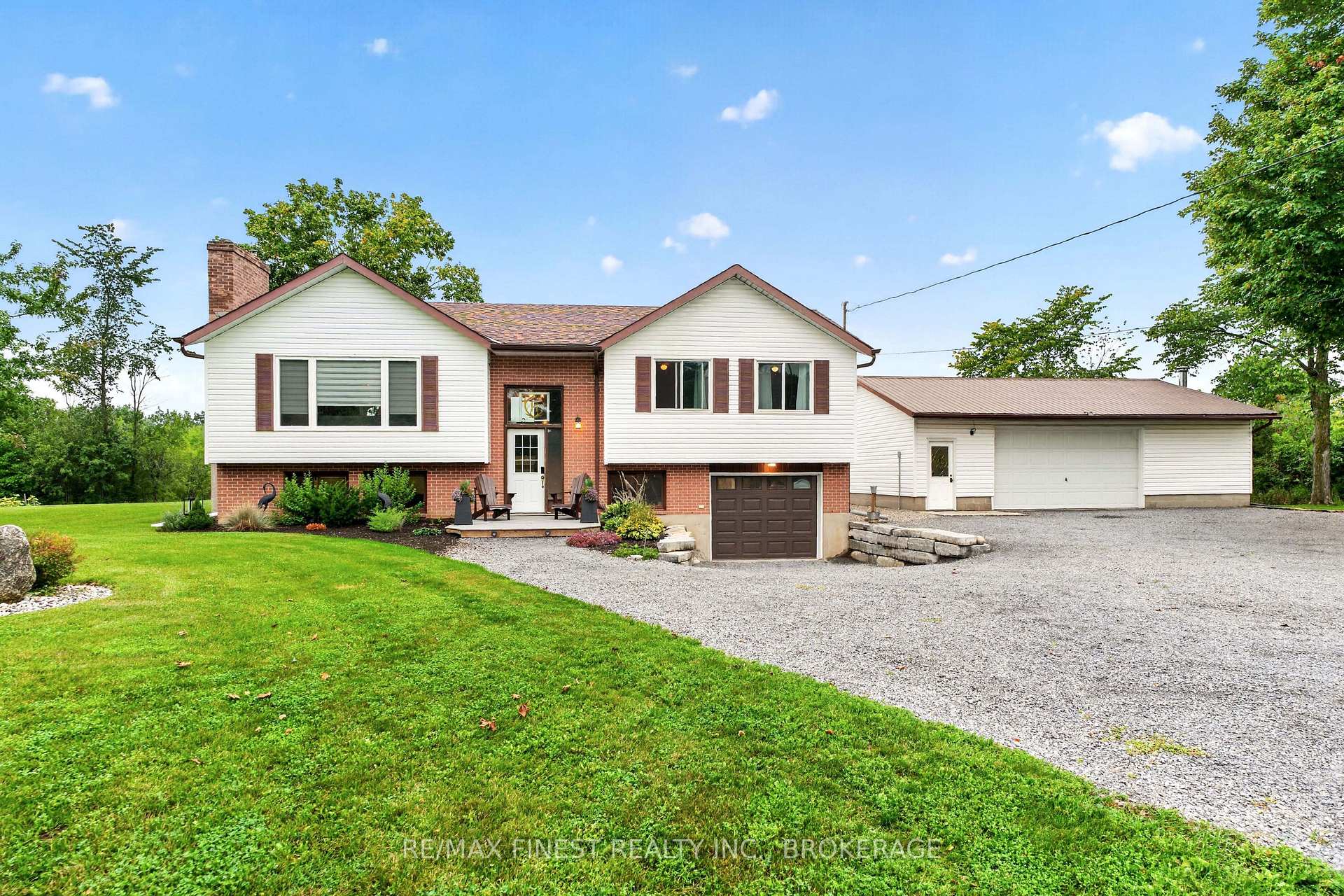 2359 Keeley Road, Frontenac, ON, exterior