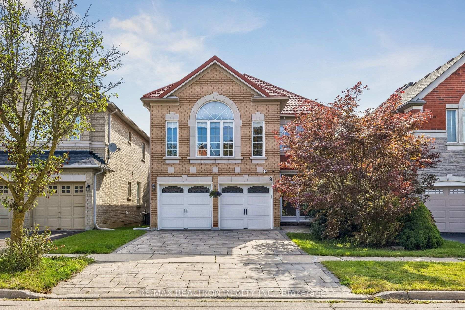 9 Kimono Crescent, Richmond Hill, ON, exterior