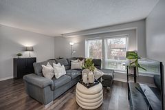 30 - 220 Ormond Drive, Oshawa, ON, exterior