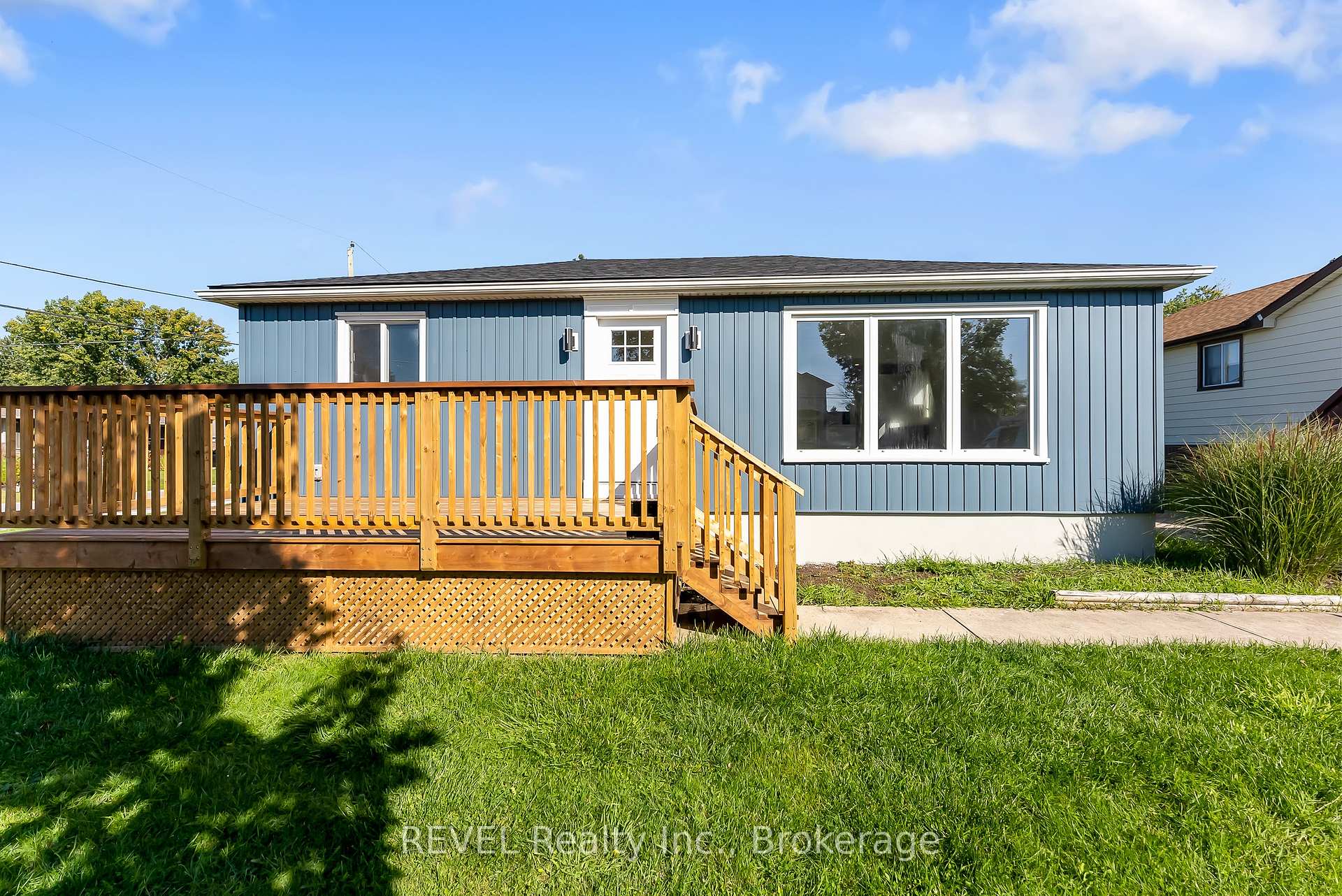 7859 Mulhern Street, Niagara Falls, ON, exterior