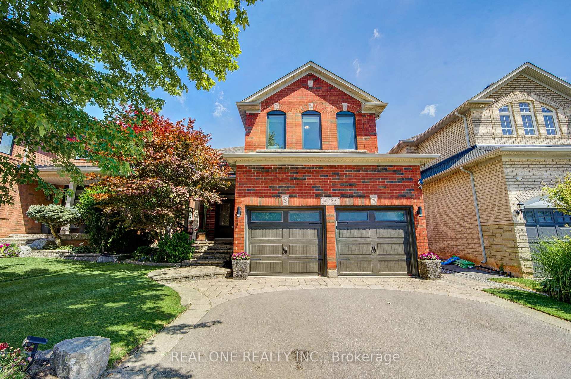 2463 Parkglen Avenue, Oakville, ON, exterior