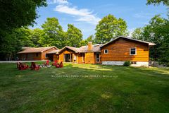 1319 Wolf Circle, Algonquin Highlands, ON, exterior