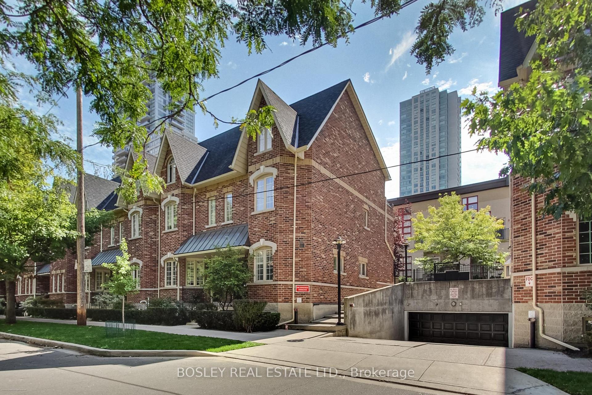L1 - 21 Earl Street, Toronto C08, ON, exterior