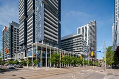 650-668 Dundas Street E, Toronto C08, ON, exterior