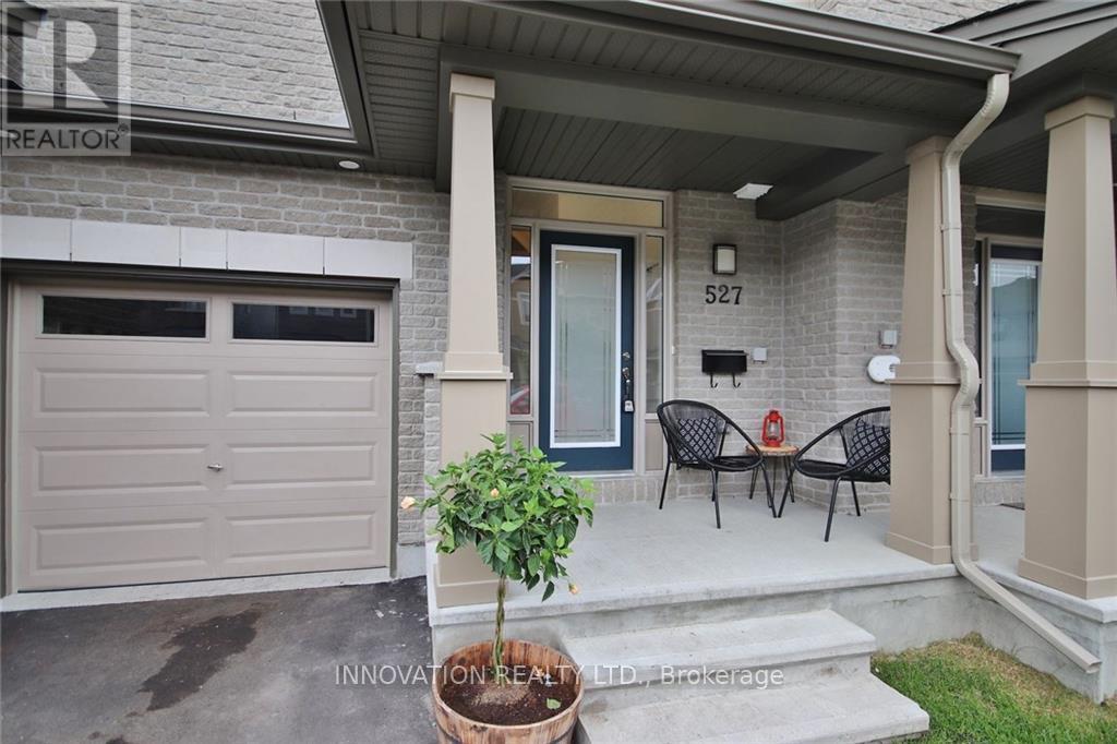 203 Speckled Alder Row, Barrhaven, ON, exterior