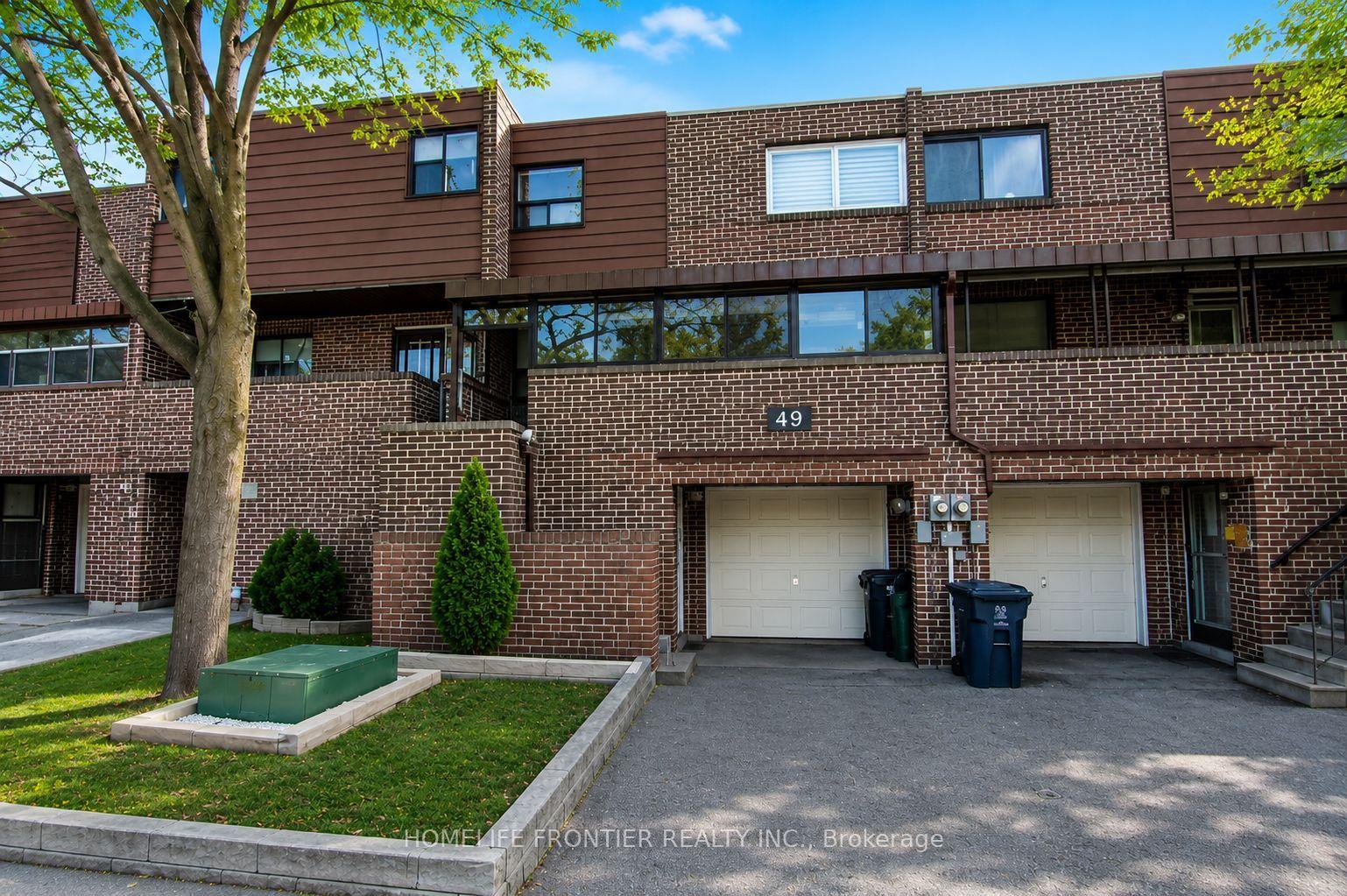 Main and Upper Level - 49 Red Robin Way, Toronto C07, ON, exterior