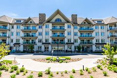 404 - 25 PEN LAKE POINT Road, Huntsville, ON, exterior