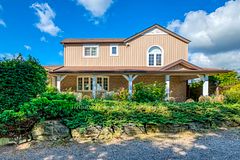 2764 Governors Road, Hamilton, ON, exterior