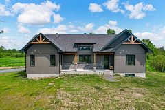 16119 Eamer Road, South Stormont, ON, exterior
