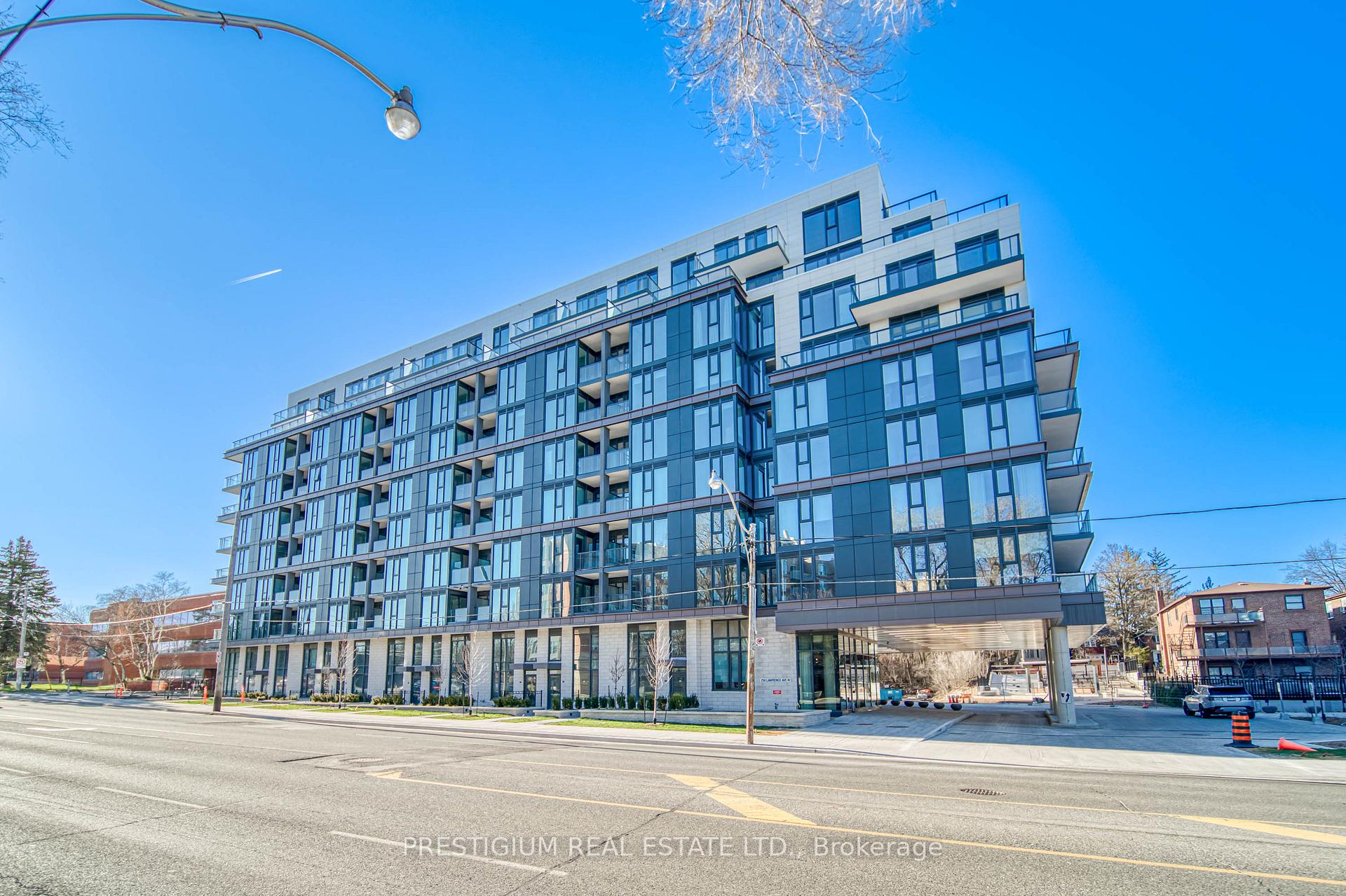 213 - 250 Lawrence Avenue W, Toronto C04, ON, exterior