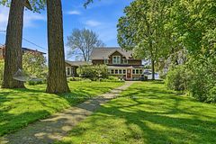 2497 Windmill Point Lane E, Fort Erie, ON, exterior