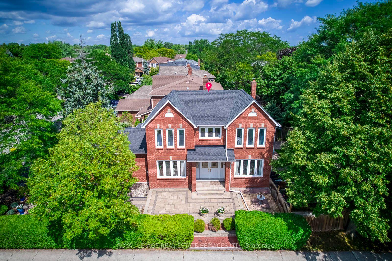 2101 Galena Crescent, Oakville, ON, exterior