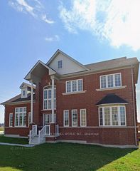 928 Wrenwood Drive, Oshawa, ON, exterior