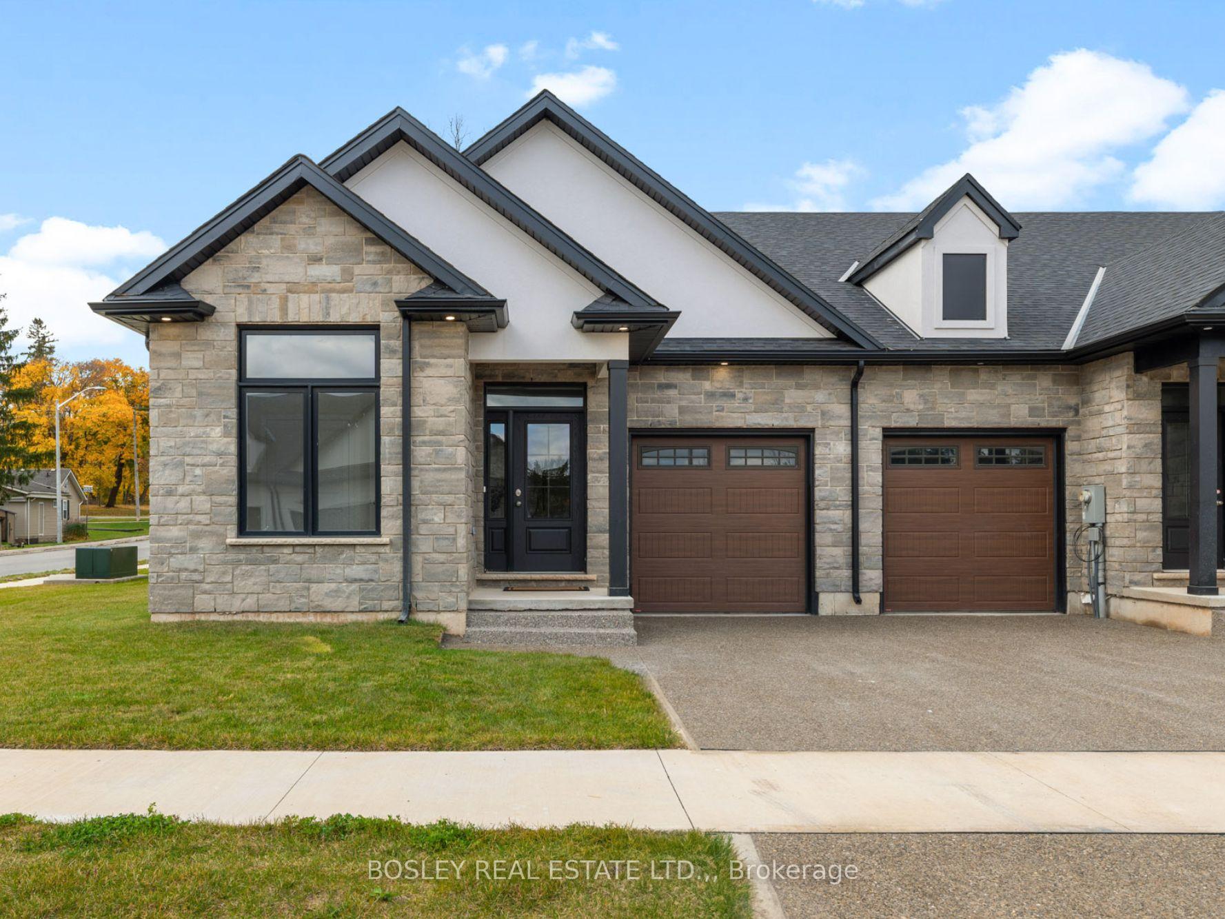 526 Royal Ridge Drive, Fort Erie, ON, exterior