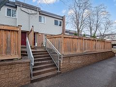 148 Milestone Crescent, Aurora, ON, exterior