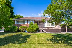 524 East 16th Street, Hamilton, ON, exterior
