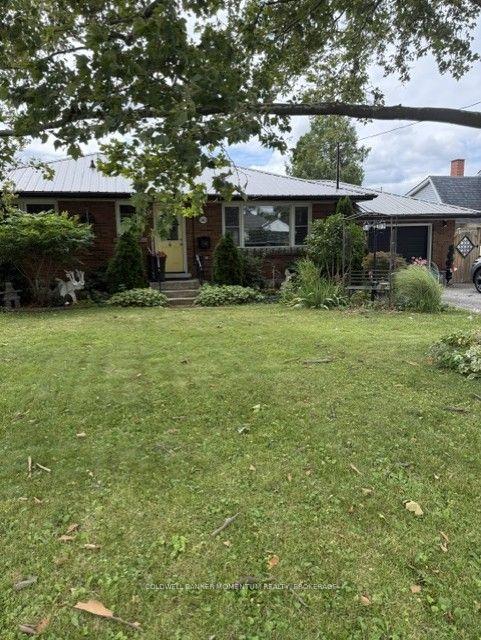 560 Carlton Street E, St. Catharines, ON, exterior