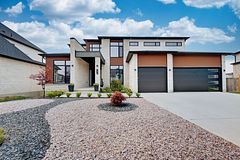 7517 Silvercreek Crescent, London South, ON, exterior