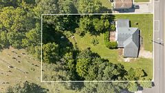 1825 Longwoods Drive, Southwest Middlesex, ON, exterior