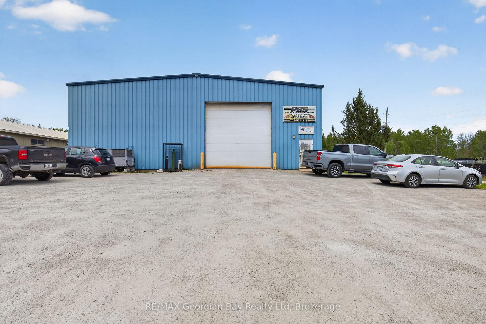 32 Industrial Road, Tay, ON, exterior