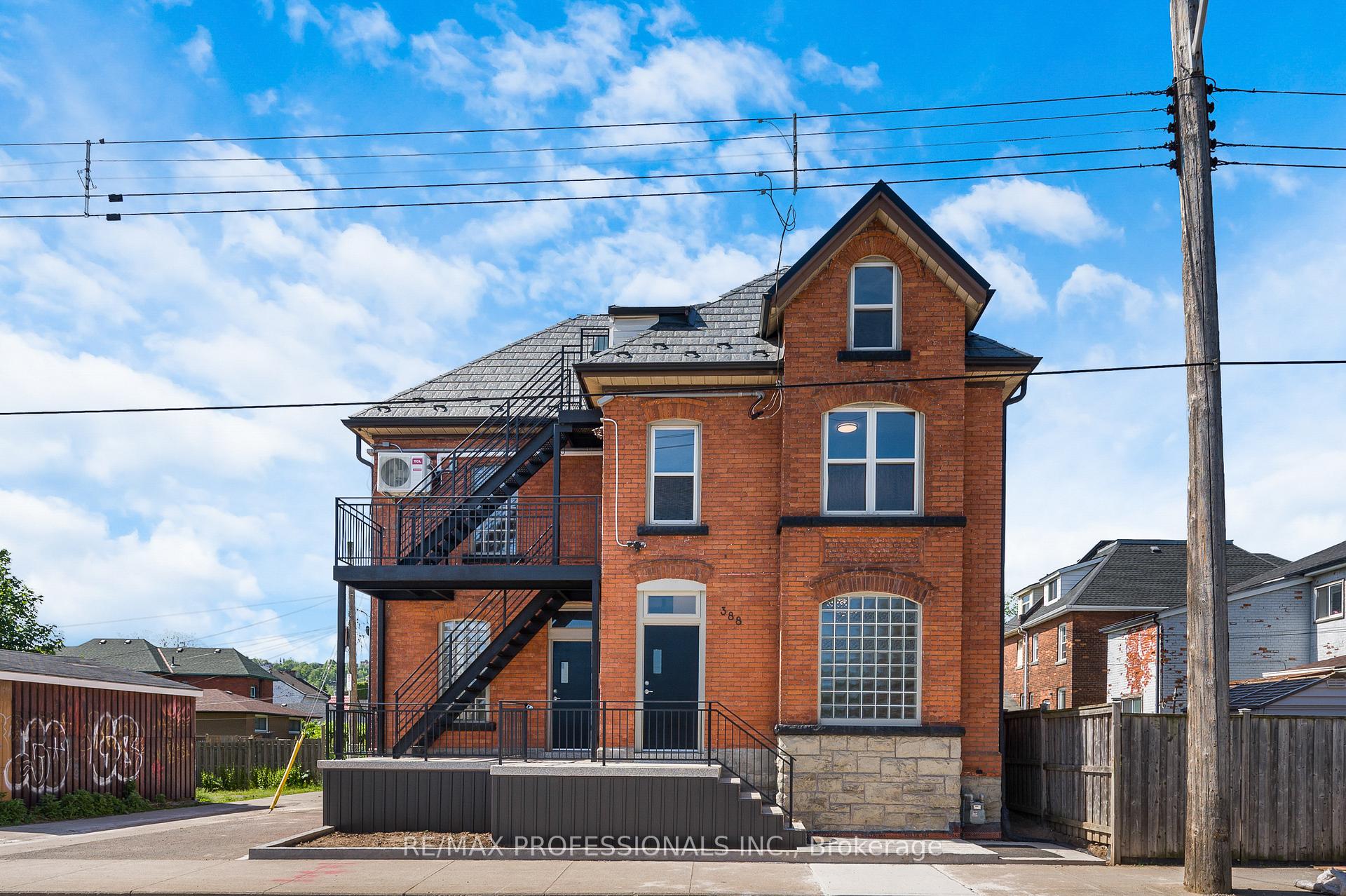 #2 - 388 Wilson Street, Hamilton, ON, exterior
