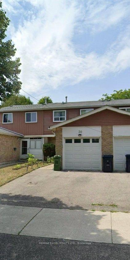 111 Bradstone Square, Toronto E11, ON, exterior