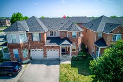 916 McNair Circle, Milton, ON, exterior