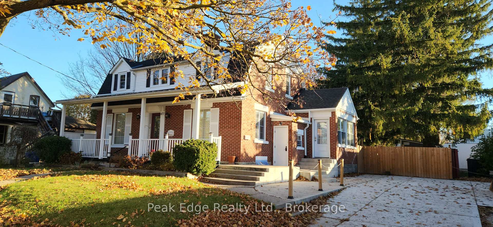 477 12th Avenue, Hanover, ON, exterior