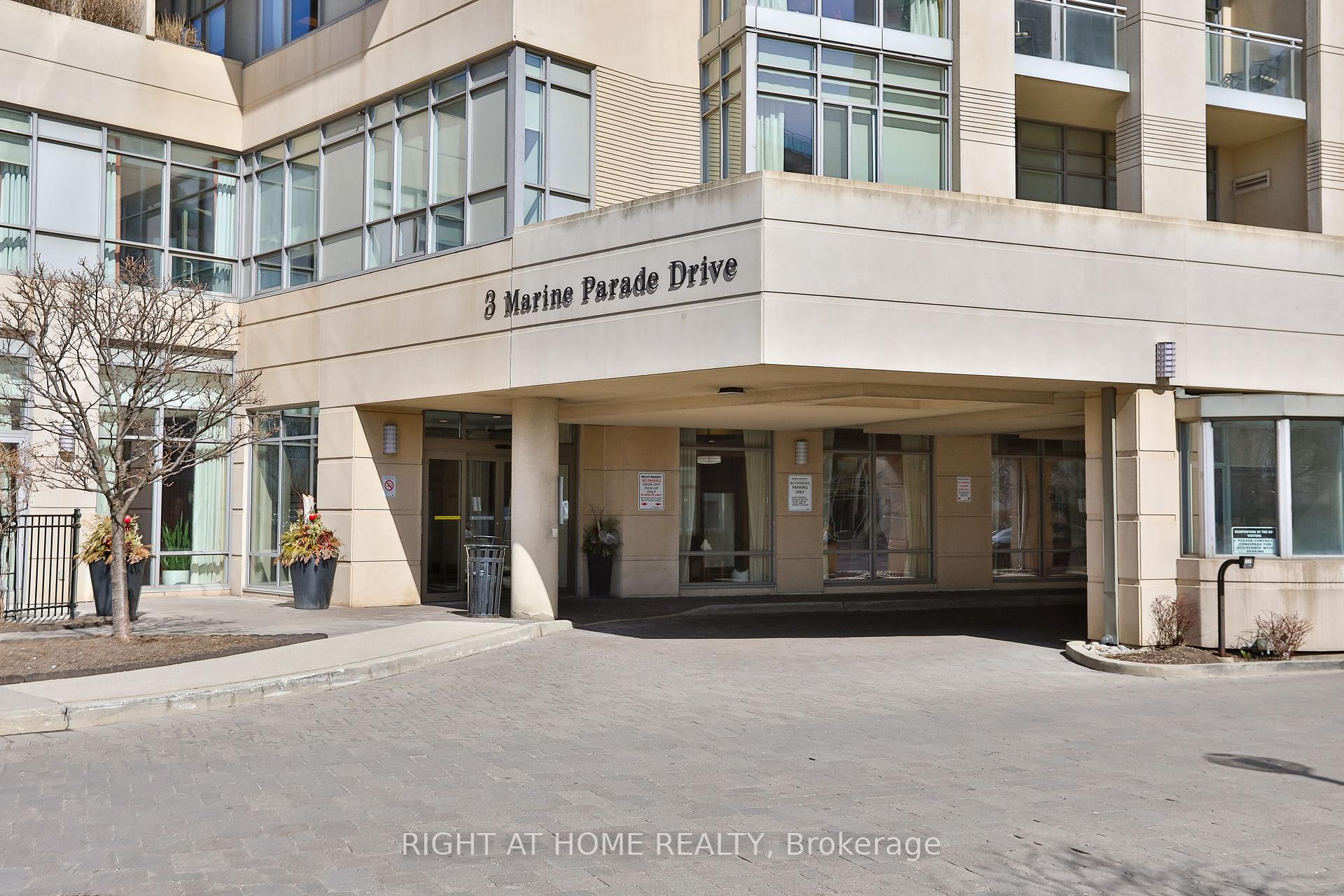 707 - 3 Marine Parade Drive, Toronto W06, ON, exterior