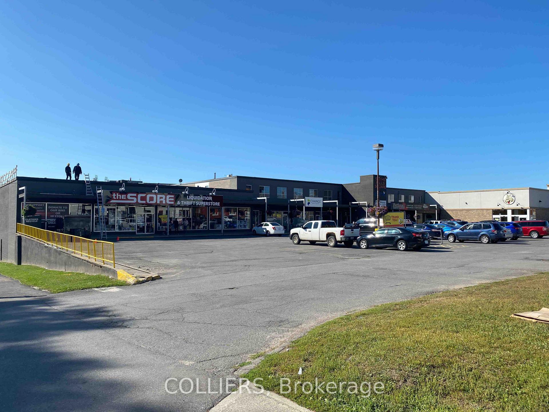 307 - 15-39 Chambers Street, Smiths Falls, ON, exterior
