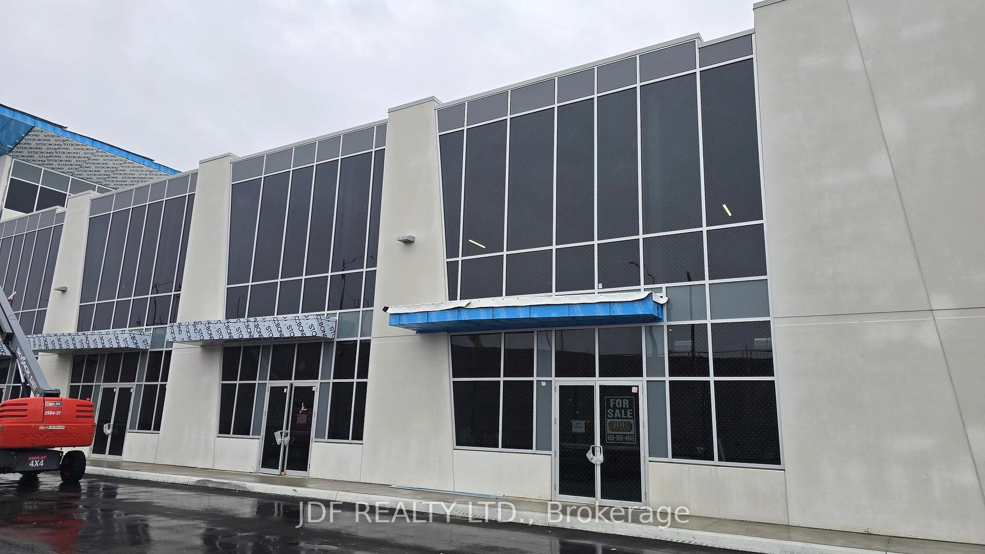 6 - 435 Cityview Boulevard, Vaughan, ON, exterior