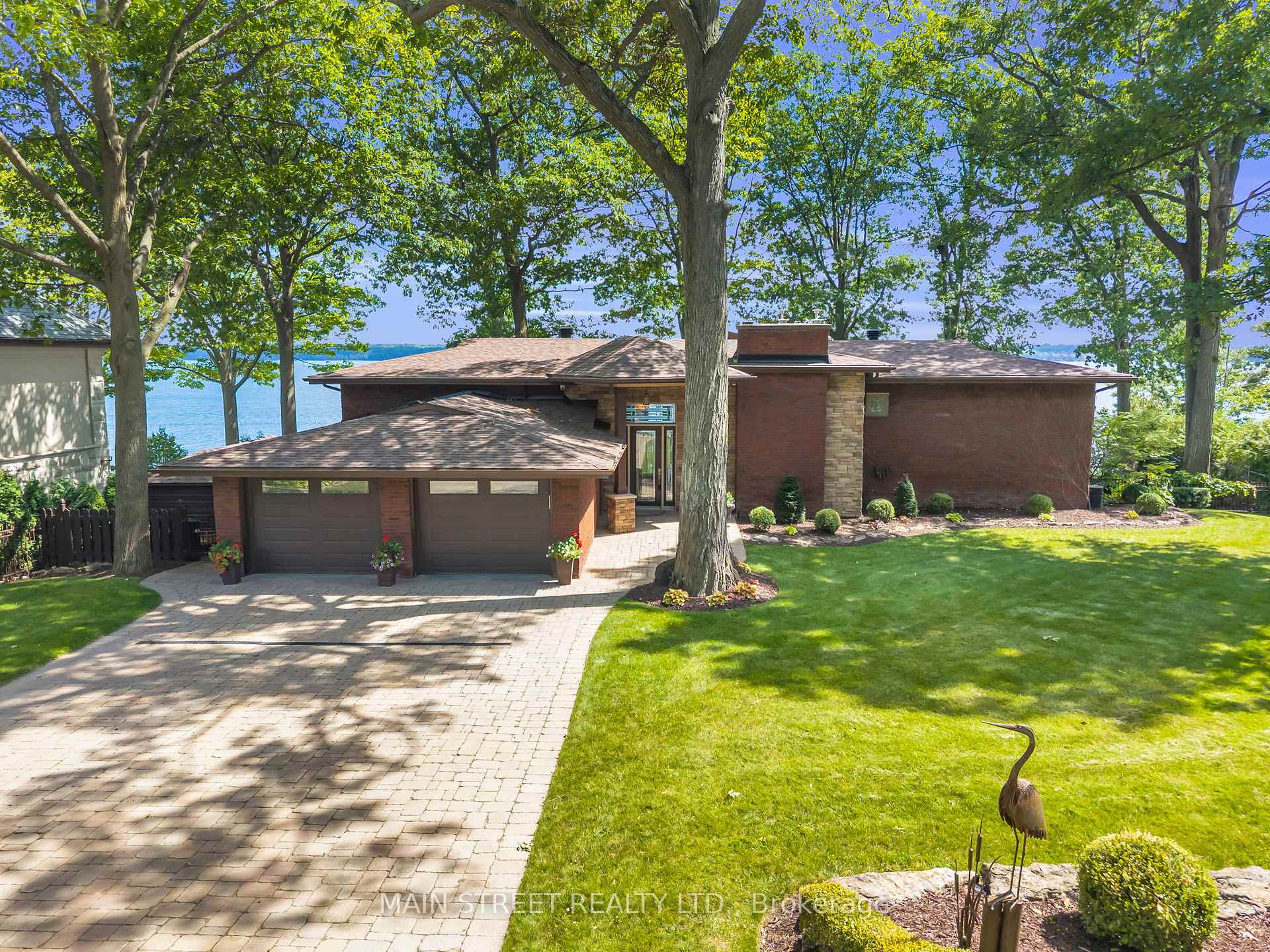 13 Georgina Drive S, Oro-Medonte, ON, exterior